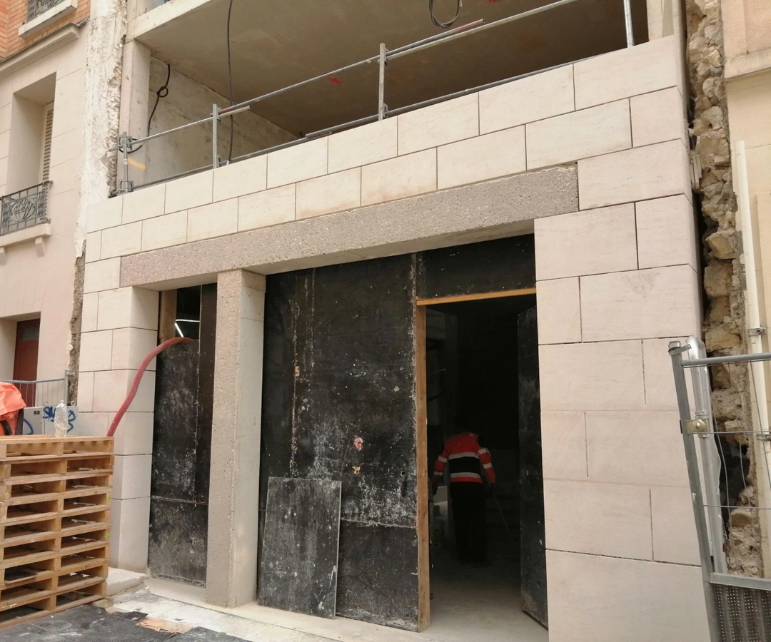 Facade en pierre pour Habitat à Paris